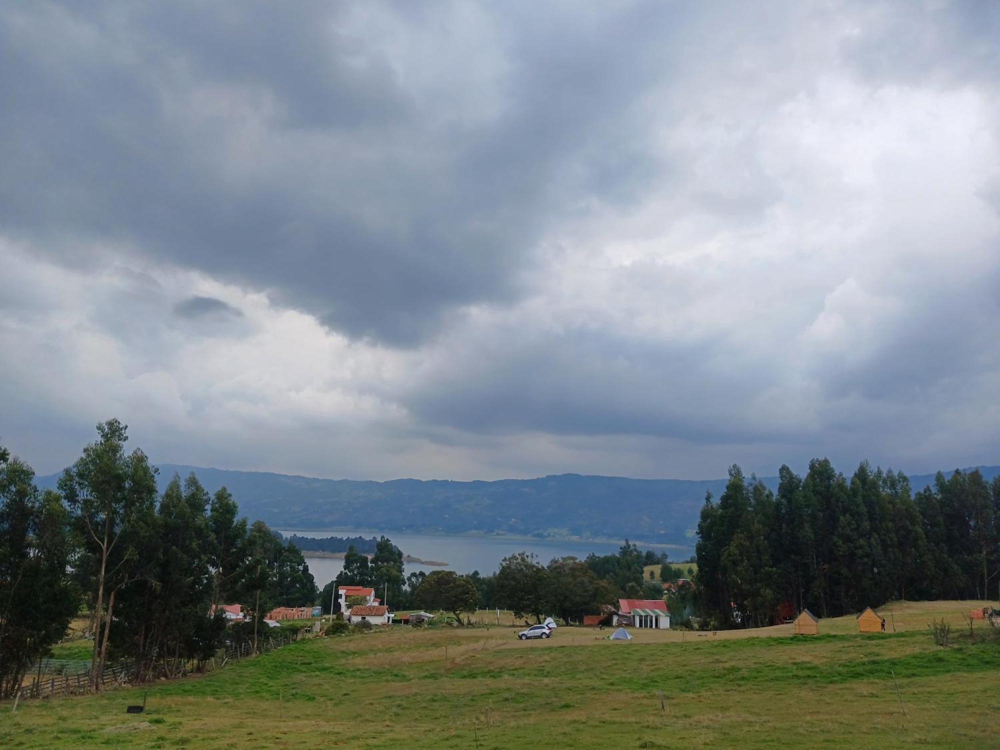 גוואטביטה Cabanas Finca Las Acacias מראה חיצוני תמונה